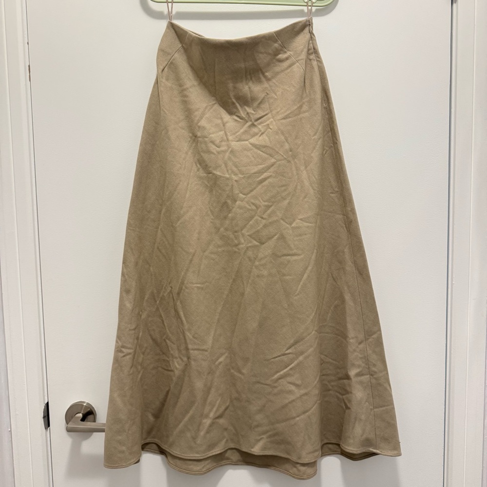 Massimo Dutti Beige Wool Flared midi skirt details seams - Size 2 - NWT